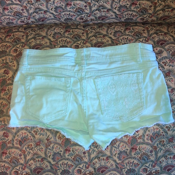Mudd Mint Green Lace Front Cutoff Denim Shorts - Picture 3 of 5
